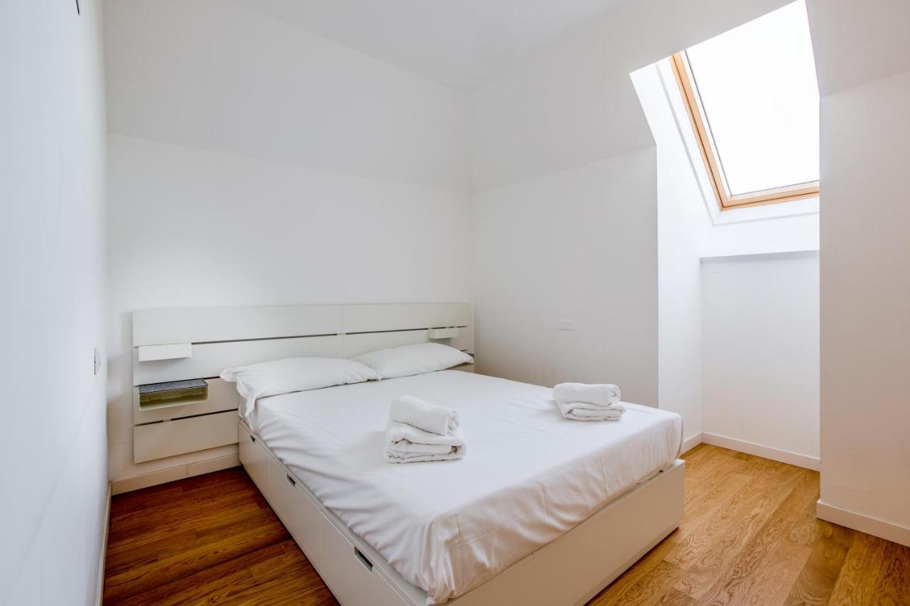 Modern Apt With Terrace, Wifi & Ac Милан Экстерьер фото