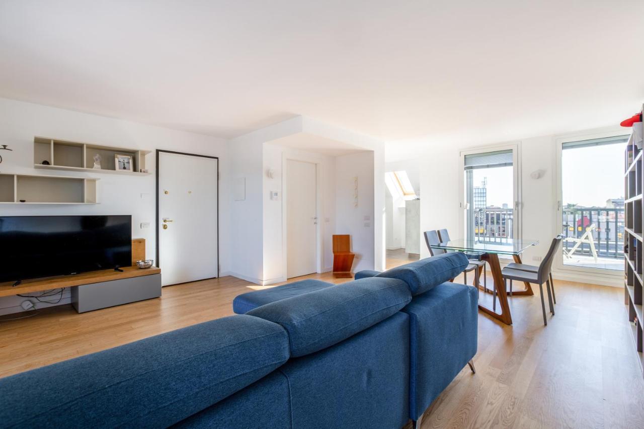 Modern Apt With Terrace, Wifi & Ac Милан Экстерьер фото