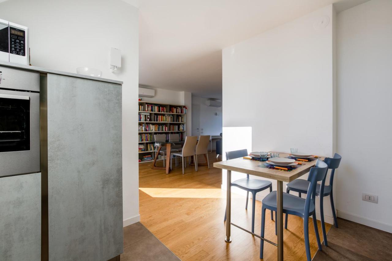 Modern Apt With Terrace, Wifi & Ac Милан Экстерьер фото